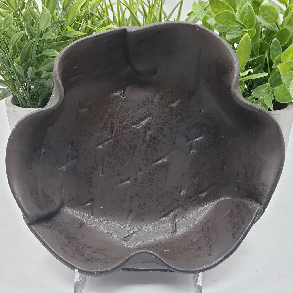 Hilborn Brown Ceramic Ruffled Edge X Pattern Art Pottery Decorative Bowl